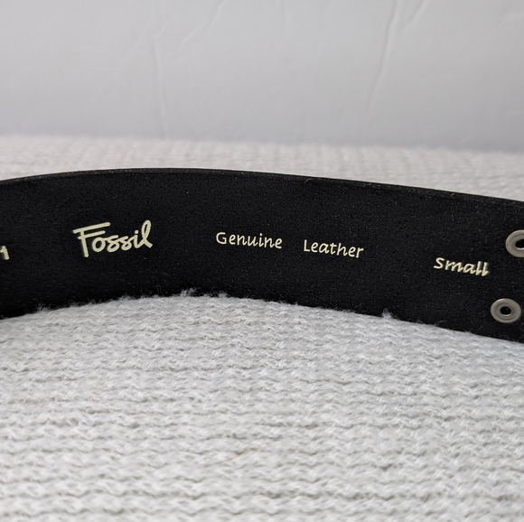 Fossil Black Leather Western Belt with Silver Studded Accents Small - Picture 5 of 7